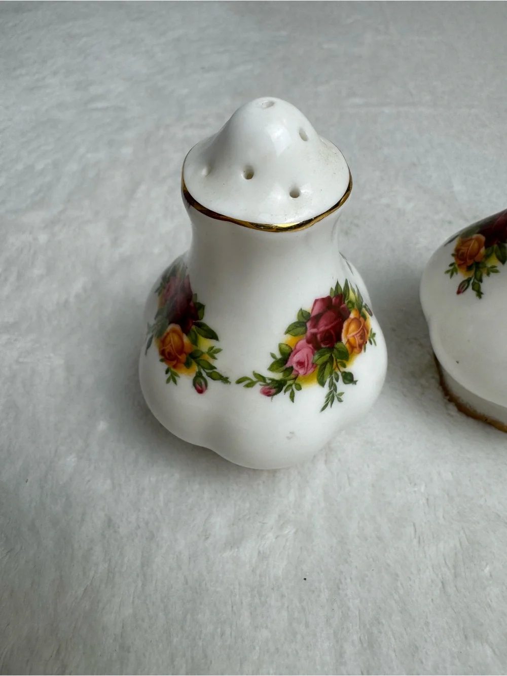 Royal Albert England - Old Country Roses - Salt and Pepper Shakers - 3 inches